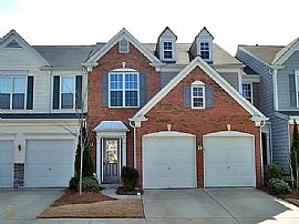 Best Townhome in Duluth GA 2 car garage in Duluth, GA