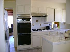 big 4 bd with pool close to the U.... in Tucson, AZ (Photo 4 of 6)