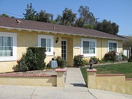 Beautiful Views, Spacious 3 Bdr  in Norco, CA (Photo 2 of 4)