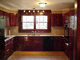 RENOVATED VICTORIAN STYLE HISTORICAL HOM in Fairburn, GA (Photo 4 of 6)