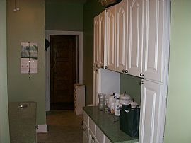 Great row house in DC close to metro, HU in Washington, DC (Photo 1 of 4)