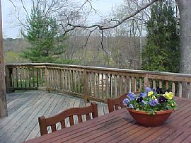 Spacious Four Bedroom Home on 1 Acre in Greenwich, CT (Photo 4 of 6)