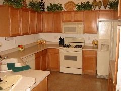 Gorgeous 3BR/3CG/2BA w/ Pebble Pool in Gilbert, AZ (Photo 3 of 6)