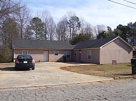 Spacious 3bd/1ba Duplex in Covington, GA