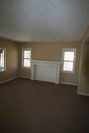 Completely Remodeled 4 Bedroom Home in Los Angeles, CA (Photo 2 of 6)