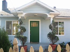 BEAUTIFUL QUEEN ANNE HOME FOR RENT in Seattle, WA (Photo 4 of 4)