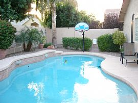 DELUXE VACATION HOME IN ARROWHEAD  in Glendale, AZ (Photo 4 of 6)