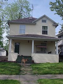 3 bedroom single family home in Lansing, MI