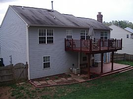 Spacious, Split-level Home in Dale City, VA (Photo 2 of 6)
