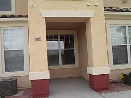 Almost New, Gated, 1400 SF near Shopping in North Las Vegas, NV