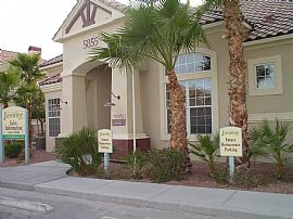 Almost New, Gated, 1400 SF near Shopping in North Las Vegas, NV (Photo 3 of 5)