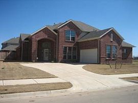 BRAND NEW HOME , MOVE IN TODAY!!!! in Denton, TX