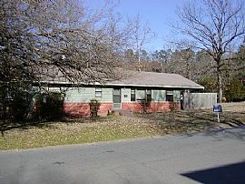 Great Heights Area Home in Little Rock, AR