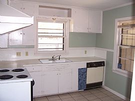 Great Heights Area Home in Little Rock, AR (Photo 2 of 4)