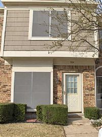 BEAUTIFUL UPDATED TOWNHOME in Plano, TX