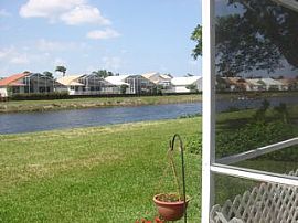 Spacious Townhome - Available -7/07 in Deerfield Beach, FL (Photo 2 of 6)