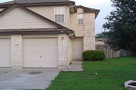 Bright and Clean 2-story duplex in Round in Round Rock, TX (Photo 3 of 3)