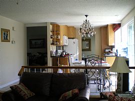 AWESOME HOUSE in Sacramento, CA (Photo 6 of 6)