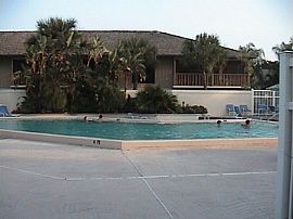 Beautiful 2/2 in PGA Natl-Palm Beach Co in Palm Beach Gardens, FL