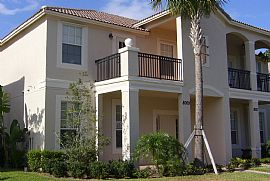 3 Bed/2 Bath/2 Car Garage PBG Luxury Tow in Palm Beach Gardens, FL