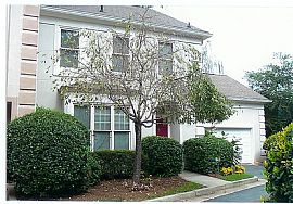 Beautiful European Townhouse in Decatur, GA (Photo 6 of 6)