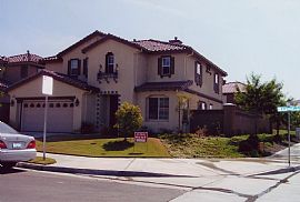 Canyon Hills Beauty in Lake Elsinore, CA