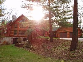 executive log house  in Grand Rapids, MI