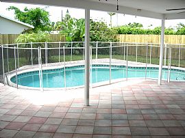 GORGEOUS 3/3/1 HEATED POOL DESIGNER HOME in Boca Raton, FL