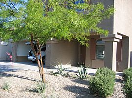 2 Story House - Close to Shopping & Park in Phoenix, AZ