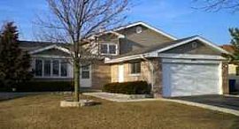 3br - Cleanest SFH / Split Level in Hanover Park, IL