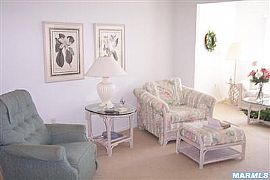 Beautiful Floridian Furnished Condo in Bradenton, FL (Photo 3 of 6)