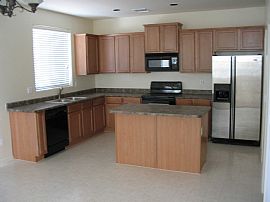 Beautiful Home ,Mountain Views, Upgrades in Peoria, AZ (Photo 2 of 3)