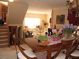 Unique Tri-Level house in Fair Oaks, CA (Photo 3 of 5)