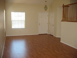 Newly renovated 3 Bedroom House  in Aurora, CO (Photo 2 of 2)