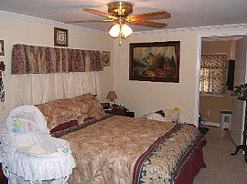 Quiet country setting with large yard in Kernersville, NC (Photo 4 of 4)