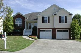 Towne Lake Home w/ Large Fenced Backyard in Woodstock, GA