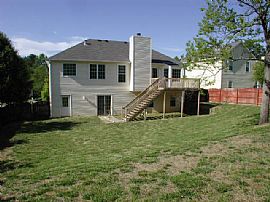 Towne Lake Home w/ Large Fenced Backyard in Woodstock, GA (Photo 3 of 6)