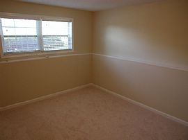 Towne Lake Home w/ Large Fenced Backyard in Woodstock, GA (Photo 6 of 6)