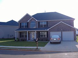 Beautiful 4/3 located in Hampton, GA in Hampton, GA