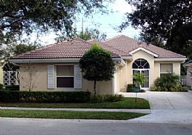 BEAUTIFUL 3/2 CBS HOME WITH POOL & SPA in Jupiter, FL