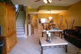 Townhome For Rent  in Tamarac, FL (Photo 2 of 6)