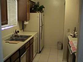 Old Town Scottsdale furnished condo in Scottsdale, AZ (Photo 3 of 6)