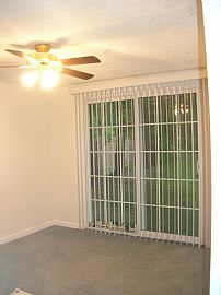 Single Family Home  in Hellertown, PA (Photo 2 of 6)