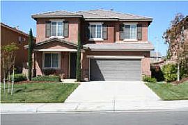 Upgraded Home Close to Schools in Murrieta, CA