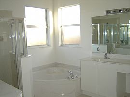 3/2.5 HOUSE FOR RENT in Homestead, FL (Photo 3 of 4)