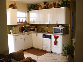 STUNNING AND SPACIOUS 1 BED, 1 BATH  in Miami, FL (Photo 5 of 6)