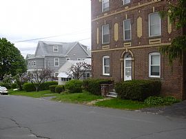 Spacious Apartments for Rent in Waterbury, CT (Photo 2 of 6)