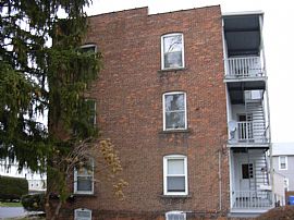 Spacious Apartments for Rent in Waterbury, CT (Photo 3 of 6)