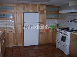 Woodland Hills Home for rent in Woodland Hills, CA (Photo 4 of 6)