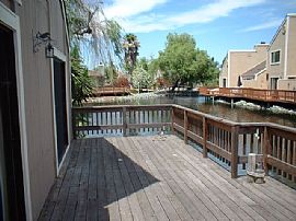 Quiet lagoon front condo in Discovery Bay, CA